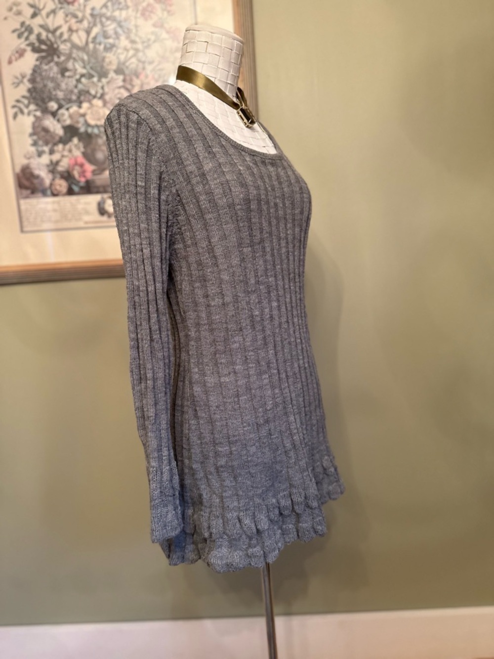 🇨🇦 Feelings Grey Ribbed Wool-Blend Ruffle Hem Tunic Sweater - Picture 3 of 12